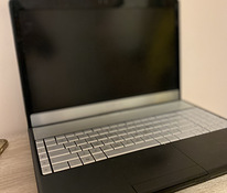 Laptop Asus + lisakõlarid koos ekvalaiseriga.
