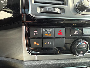 VW Multivan T6 Generation Six (9 фото из 15)