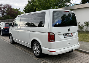VW Multivan T6 Generation Six (15 фото из 15)