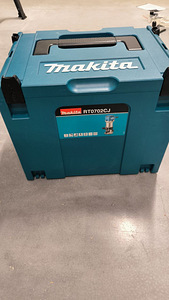 ÜLAFREES SERVAFREES MAKITA RT0702CJ 710W 6-8MM (2 foto / 5)