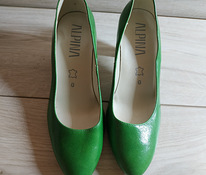 Красивые , фирменные кожаные женские туфли от Alpina 36-37