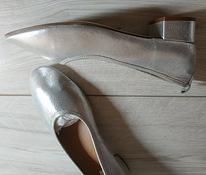 Шкіряні, стильні жіночі сучасні туфлі від HM 39 р