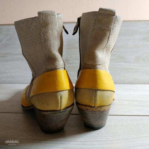 Кожаные стильные фирменные ботинки казаки Италия 36 р кожа (фото #3)