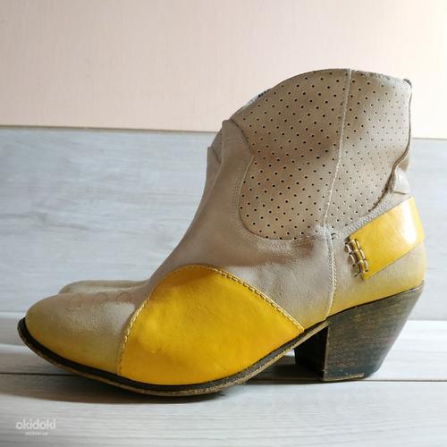 Кожаные стильные фирменные ботинки казаки Италия 36 р кожа (фото #4)