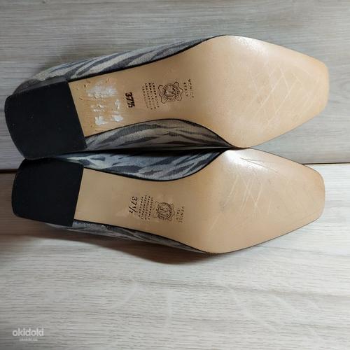 Кожаные женские фирменные туфли от Walder 37/5 р кожа везде (фото #6)