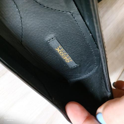 Кожаные фирменные женские туфли от Geox 38 р кожа везде (фото #3)
