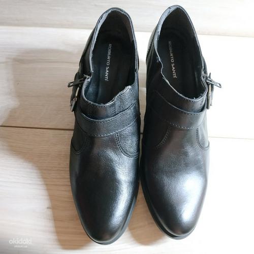Кожаные фирменные закрытые туфли от Roberto Santi 40 р (фото #1)