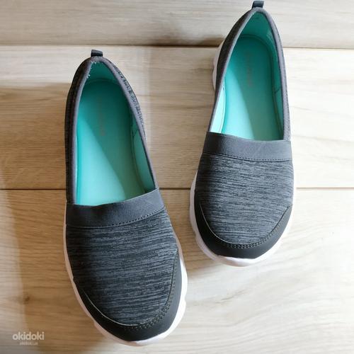 Фирменные женские кроссовки от GraceLand 41 р стелька мемори (фото #1)