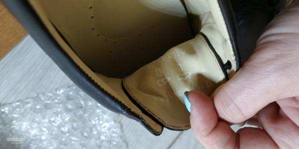Кожаные фирменные туфли на широкую ножку от Helvesko - 39 р (фото #9)