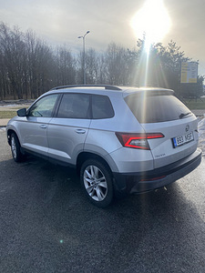 Skoda Karoq 1.5 TSI (2 foto / 10)