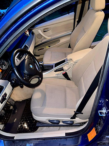 M/V: BMW 320d (7 foto / 9)