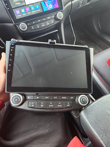 Multimedia Honda accord 7 (3 foto / 4)