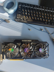 GeForce GTX 780 3 GB (1 foto / 4)