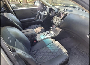 Infiniti fx35 bensin+gas (7 foto / 7)