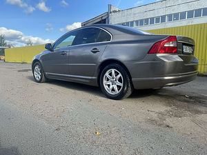 Volvo s80 3.2 awd (3 foto / 8)