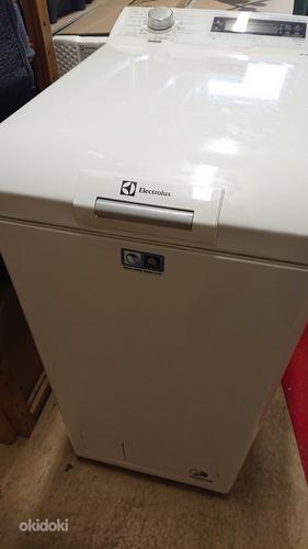 Продать стиральную машину Electrolux (фото #1)