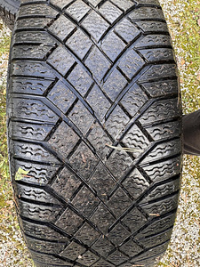 ДИСКИ + ЗИМНИЕ ШИНЫ 5x114,3 225/60 R17 (5 фото из 9)