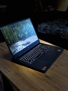 Lenovo Legion 5 17,3”/144hz/R7/RTX (1 foto / 2)
