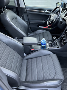 Volkswagen Golf VII 2.0 TDI Highline (7 foto / 14)