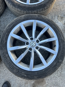 Volkswagen Passat B8 originaalkettad R18+ suverehvid (2 foto / 8)
