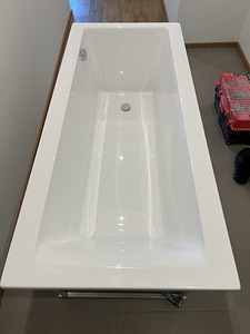 Müüa vann Balteco Forma 170 cm + esipaneel (3 foto / 5)