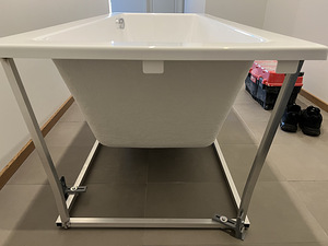 Müüa vann Balteco Forma 170 cm + esipaneel (5 foto / 5)