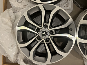 Originaal Mercedes-Benz R17 valuveljed 5x112 ET48.5 + TPMS (4 foto / 9)