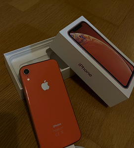 iPhone Xr 64 GB (2 foto / 6)