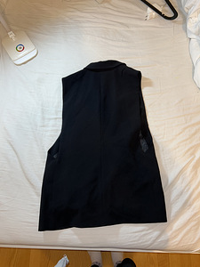Naiste varrukateta jakk Zara Basic (2 foto / 4)