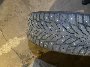 Nokian TYRES Hakkapelita 9, 205/60/16,8-9 mm (5 foto / 10)