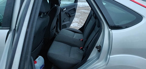 FORD FOCUS 1.6bens manuaal, üv 10.23 (8 foto / 8)