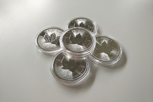 Kanada Maple Leaf hõbemündid (5x 1 oz)