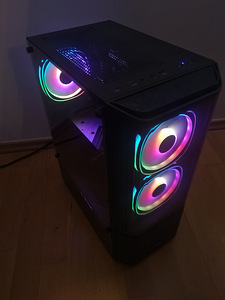 Ryzen 5 1600/B450/16GB RAM/SSD 512GB/Radeon RX 5600XT 6GB (1 foto / 10)