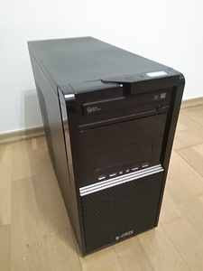 Intel E3-1240/B75M/8GB RAM/SSD 512GB/Radeon RX 470 4GB (3 foto / 10)