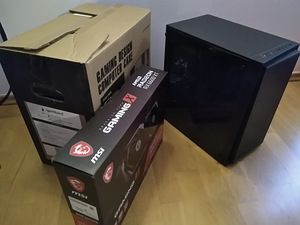 Xeon E5-2670/X99H/16GB RAM/SSD 256GB/RX 6600 XT 8G (1 foto / 10)