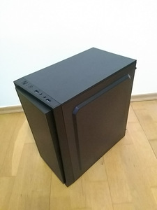 Xeon E5-2670/X99H/16GB RAM/SSD 256GB/RX 6600 XT 8G (5 foto / 10)