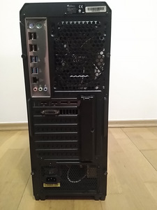 Xeon E5-2680/X99/16GB/SSD 256GB/HDD 500GB/Radeon RX 470 8GB (7 foto / 9)