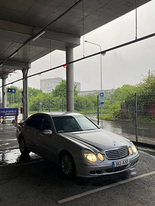 2004 Mercedes-Benz e270 cdi (w211) elegance (2 foto / 13)