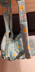 Переноска-кенгуру Chicco. (4 фото из 4)