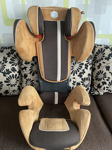 Autoiste 15-36kg (2 foto / 6)