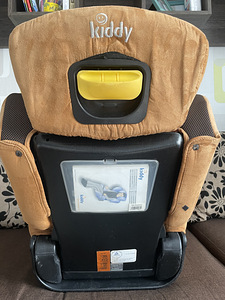 Autoiste 15-36kg (6 foto / 6)