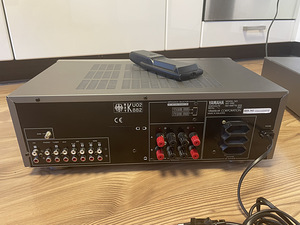 Võimendi Yamaha AX-392 / CD-mängija Yamaha CDC-565 (5 foto / 10)