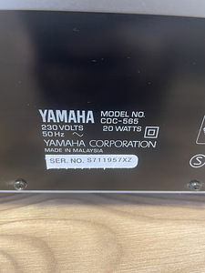 Võimendi Yamaha AX-392 / CD-mängija Yamaha CDC-565 (10 foto / 10)