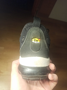 Nike air vapormax plus (2 foto / 4)