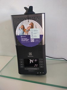 Õhuniisuti Electrolux (2 foto / 3)