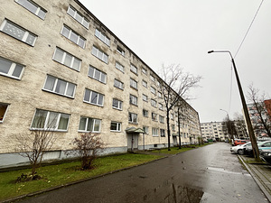 Juuli tn 7, Kreenholmi, Narva, Ida-Virumaa (13 foto / 14)