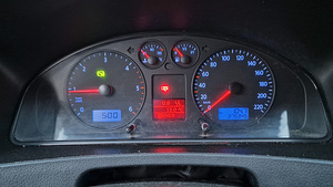 VolksWagen Transporter T5 (11 foto / 11)