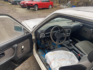 Müüa BMW E30 320i (9 foto / 10)