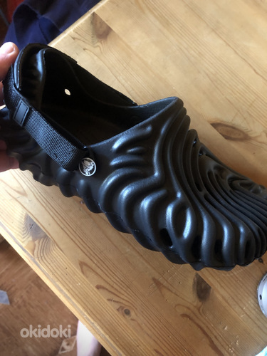 Crocs Сандалии Bembury, Повседневная обувь (фото #1)