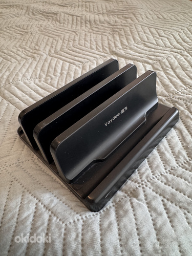 Vertical Laptop Stand